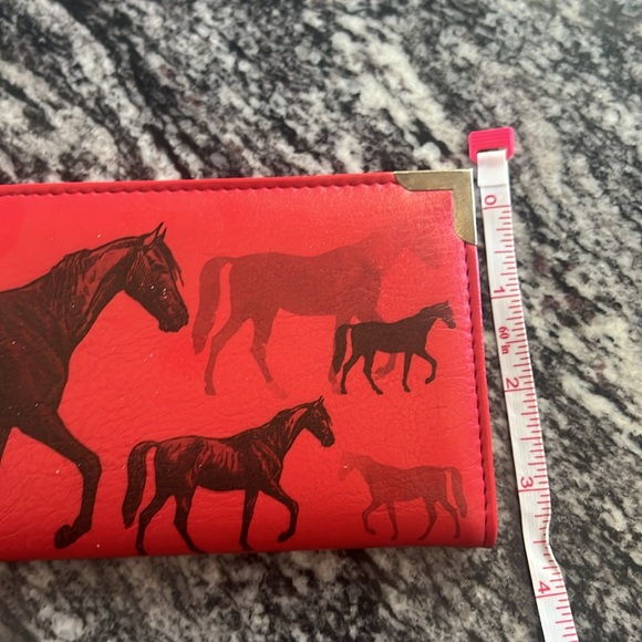 Red Clutch with Horse Design - Picture 8 of 10